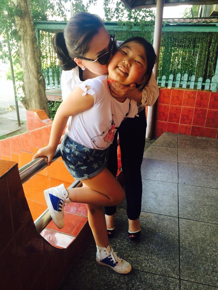 Дуучин Г.Эрдэнэтунгалагийн “эрдэнэ шиг охин”